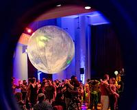 picture 2 in the gallery for Otra Luna 2026